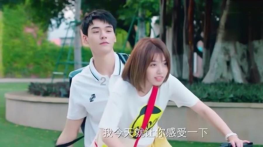 章鱼喷墨汁
