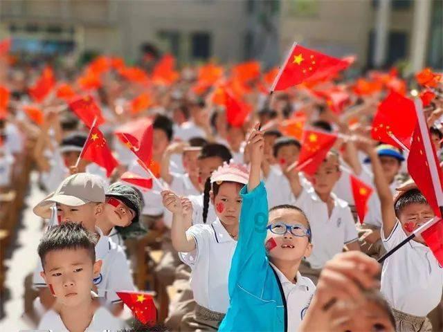 陈慧娴的《千千阙歌》唱了很多年,可是“千千阙歌”到底是什么意思呢?-专业的问答类网站