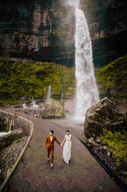 探索神秘小屋