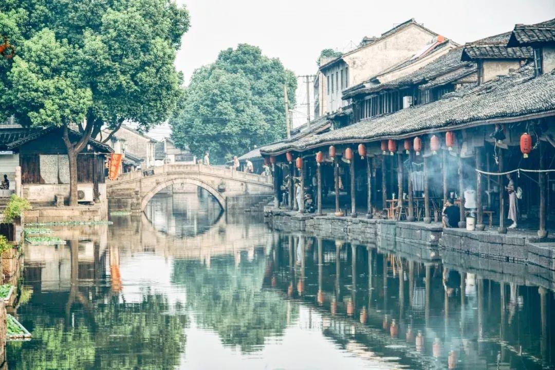 媳妇的姥姥和她的姨都是一个村的，端午节用去他们几家拜访吗？