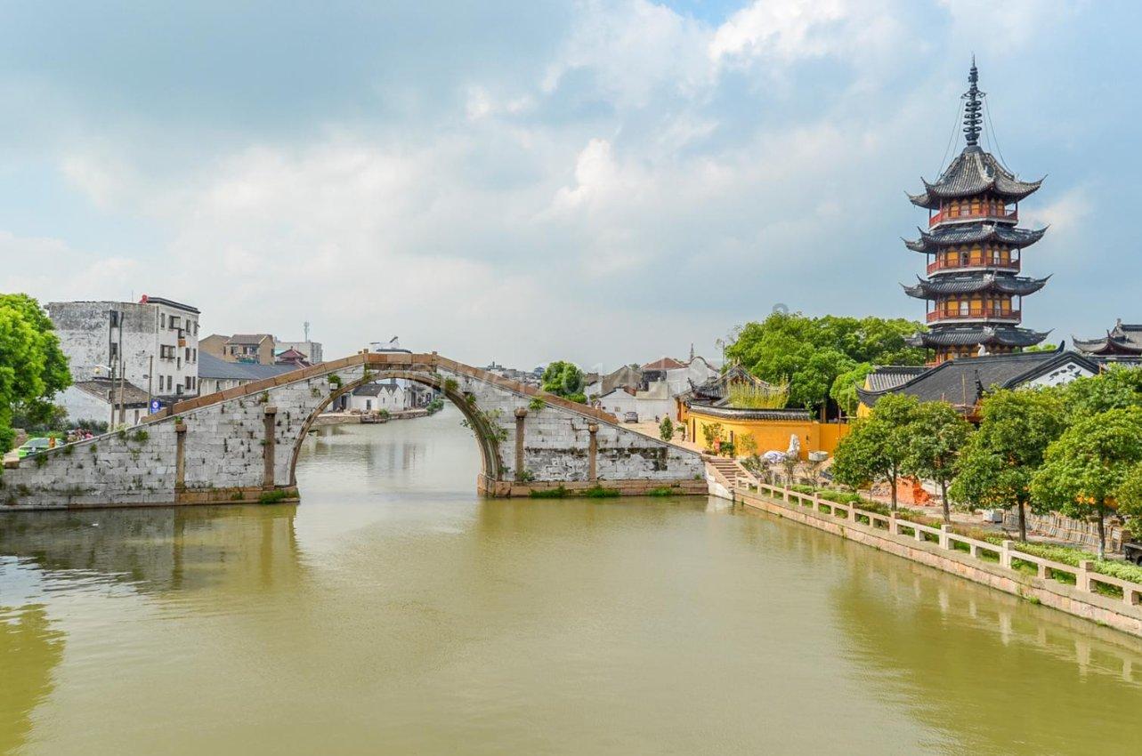 虫虫助手下载