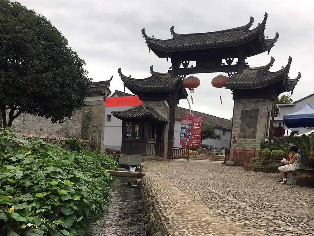 侯明昊陈都灵古装清雅灵动 仙风道骨气质出尘