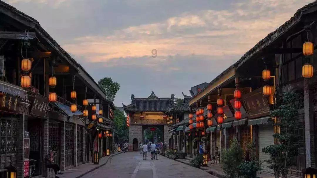 专业知识星球平台-年轻人找工作,是稳定工作重要还是发展前途重要?高效交流、学习与分享